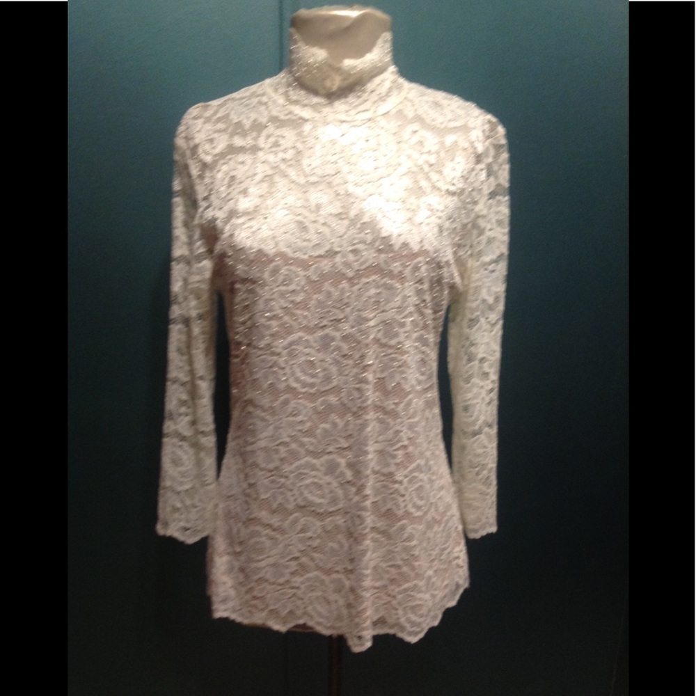 Grayse Nwot Lace/ Pearls Top